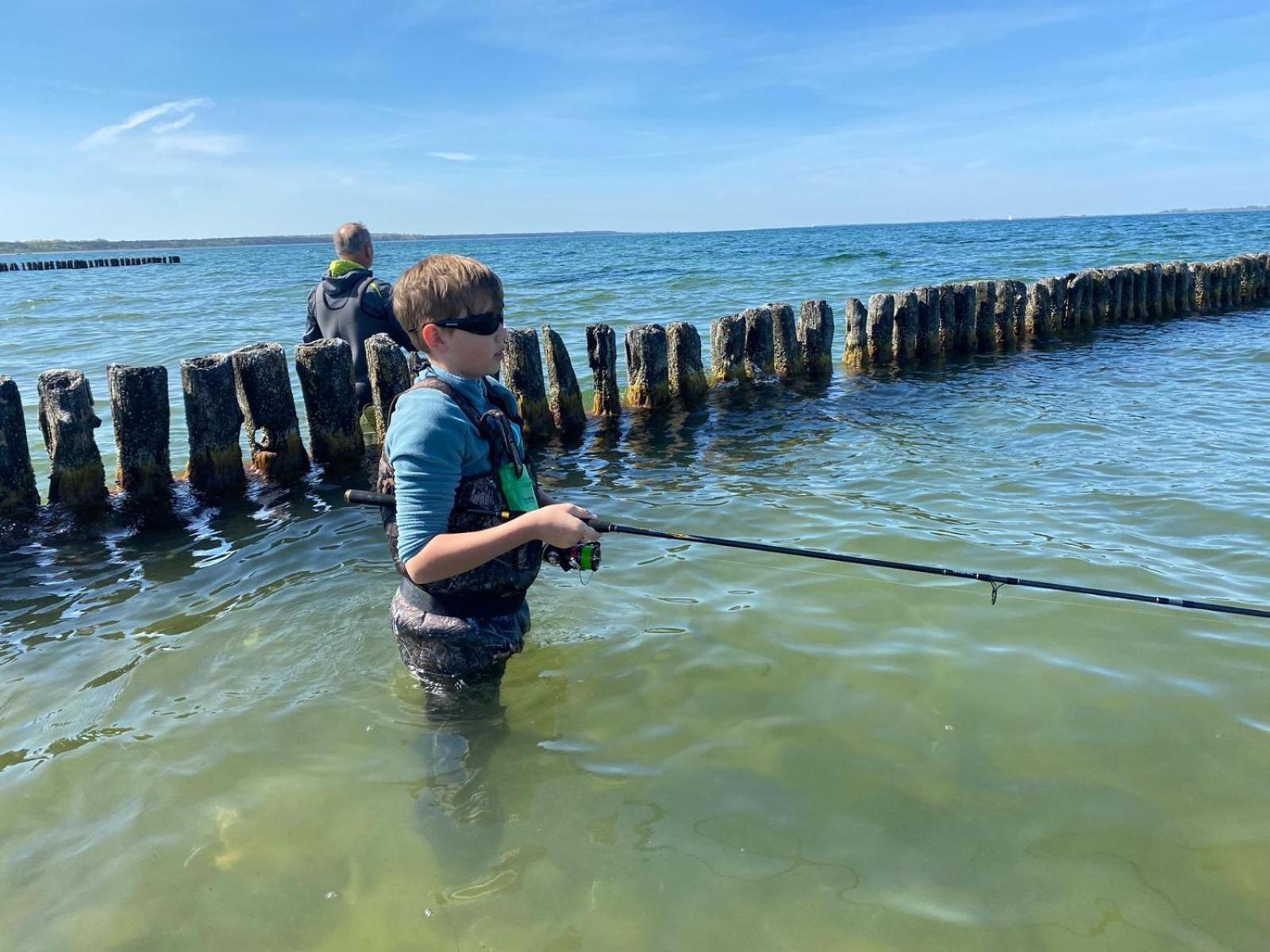 App 7O Kleinertag Am Meer Dranske Bagian luar foto