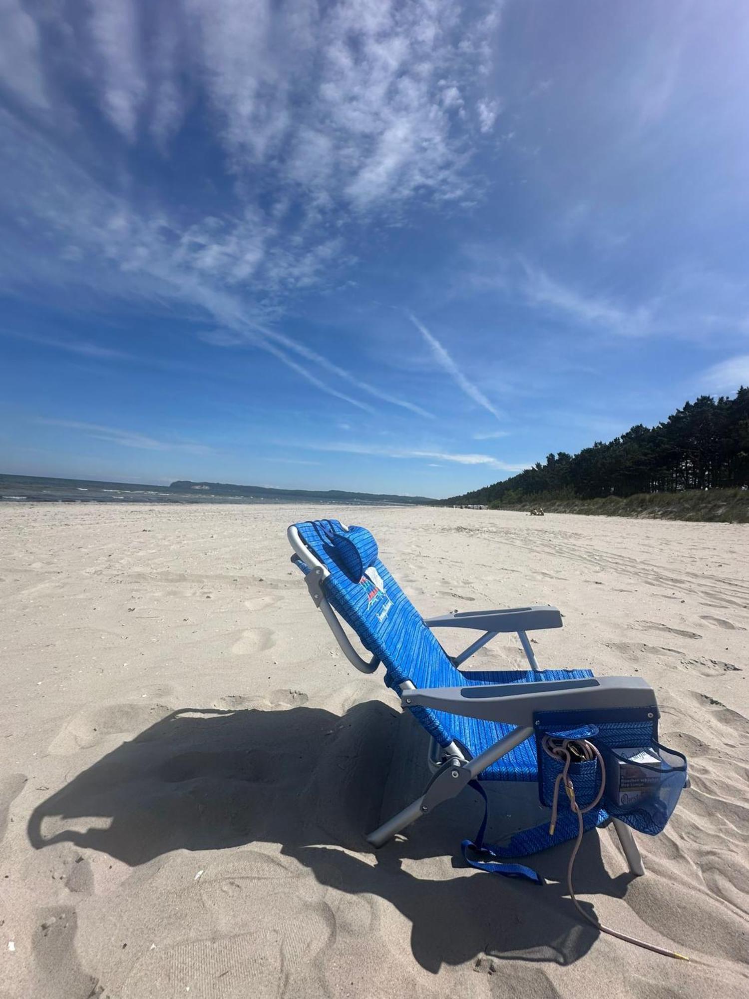 App 7O Kleinertag Am Meer Dranske Bagian luar foto